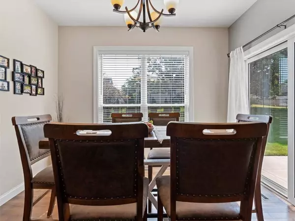 2355 Newcastle Road, Marion, IA 52302