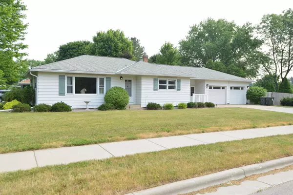 202 E Goodland Street, Sun Prairie, WI 53590