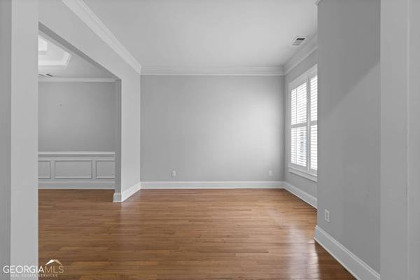 1201 Village Terrace CT, Dunwoody, GA 30338