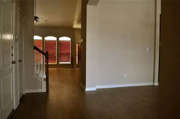 8021 Levata DR, Austin, TX 78739