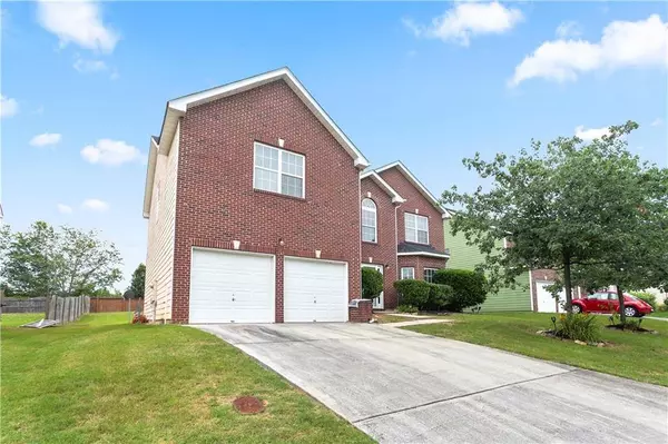 4991 Burberry WAY, Fairburn, GA 30213