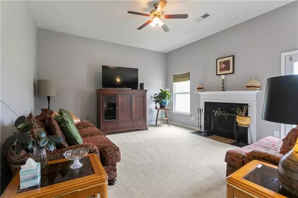 4991 Burberry WAY, Fairburn, GA 30213