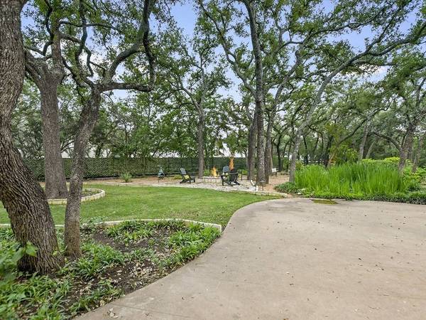 26035 Masters Pkwy, Spicewood, TX 78669