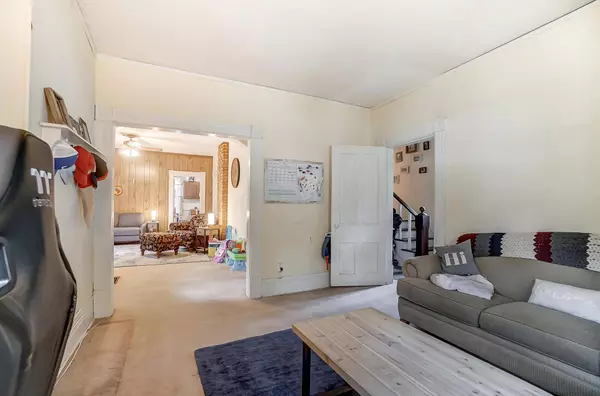 86 E Lincoln Street, Westerville, OH 43081