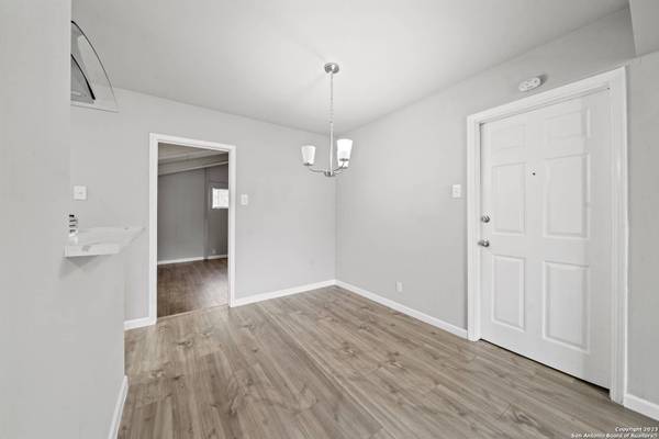 4342 DESERT VIEW DR, San Antonio, TX 78217-3630