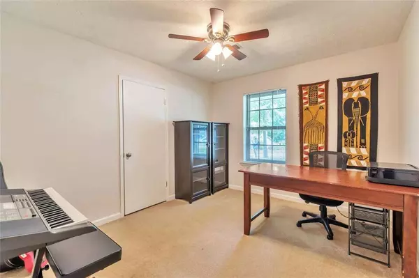 5079 N WOODBRIDGE TRL, Stone Mountain, GA 30088