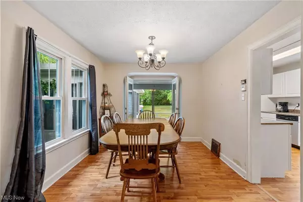 6345 Wall ST, Ravenna, OH 44266