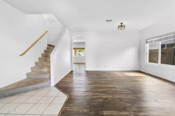 14206 W INDIANOLA Avenue, Goodyear, AZ 85395