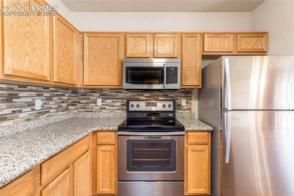 6132 Rockville DR, Colorado Springs, CO 80923