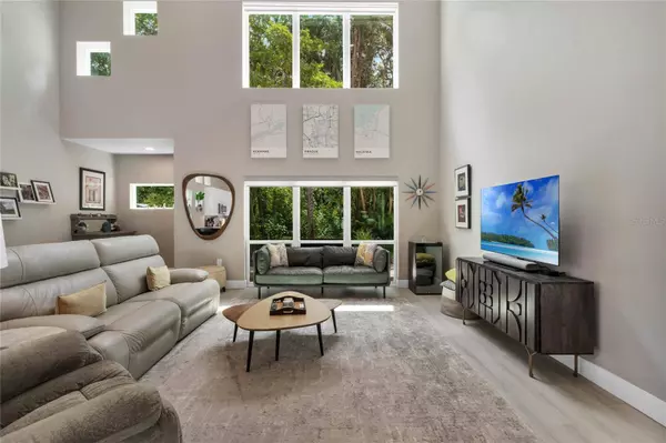 216 CRESCENT BLVD, Sanford, FL 32771