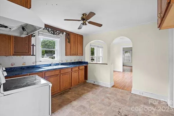 602 Evelyn AVE, Kannapolis, NC 28083