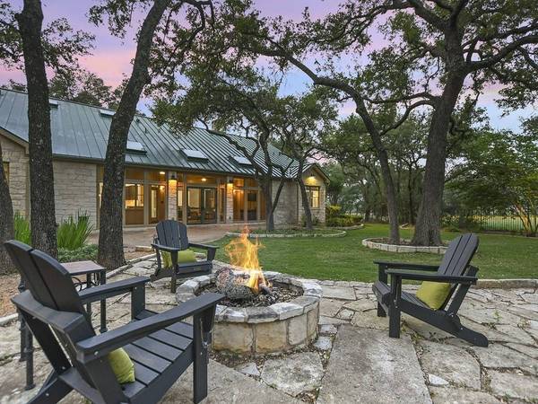 26035 Masters Pkwy, Spicewood, TX 78669
