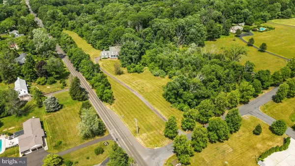 100 JERICHO VALLEY DR, Newtown, PA 18940