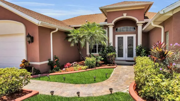 5928 NW Brenda CIR, Port Saint Lucie, FL 34986