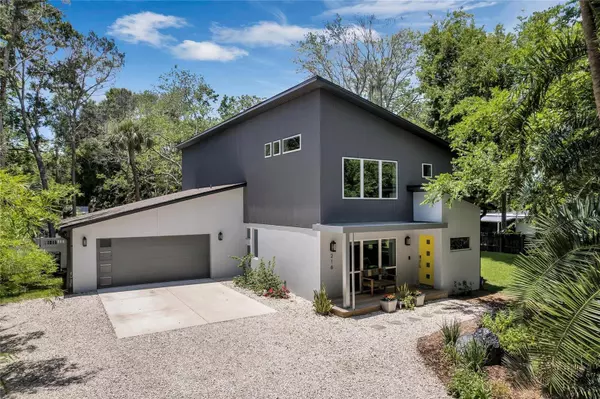 216 CRESCENT BLVD, Sanford, FL 32771