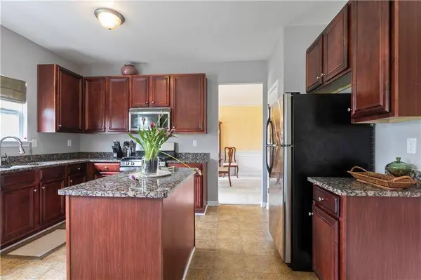 4991 Burberry WAY, Fairburn, GA 30213