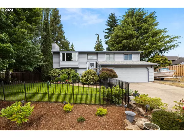 353 N 31ST AVE, Cornelius, OR 97113
