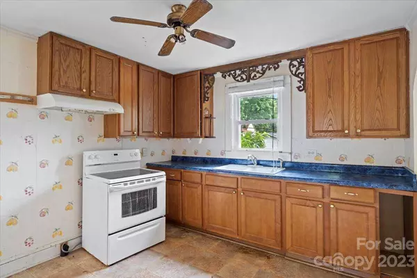 602 Evelyn AVE, Kannapolis, NC 28083