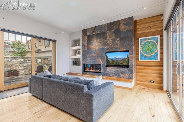 5635 Majestic DR, Colorado Springs, CO 80919