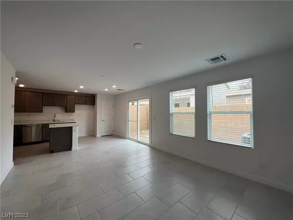 310 Bay Village Place, Henderson, NV 89011