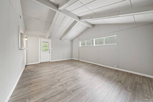 4342 DESERT VIEW DR, San Antonio, TX 78217-3630