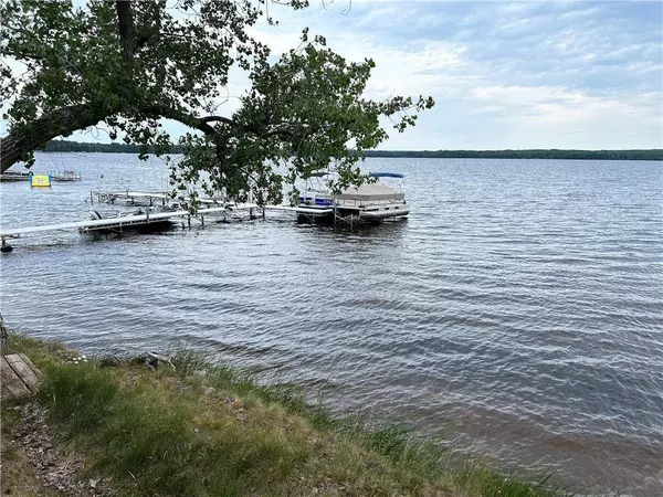 16109 W Ron-De-Voo Road, Stone Lake, WI 54876