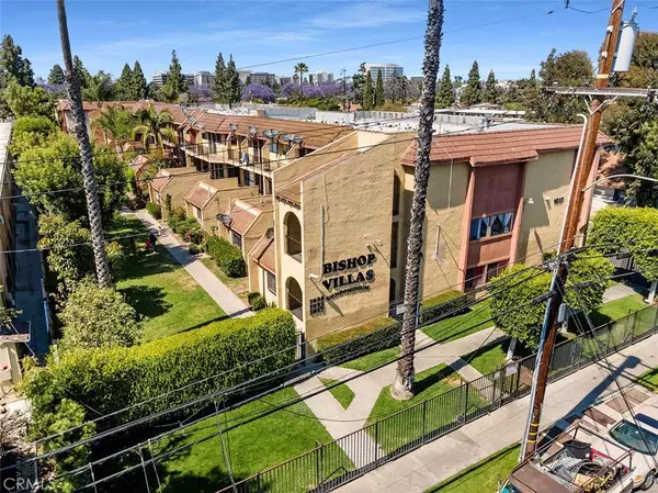 1017 W Bishop ST #203, Santa Ana, CA 92703