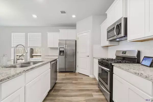 1230 MERIDIAN DR, Baton Rouge, LA 70820