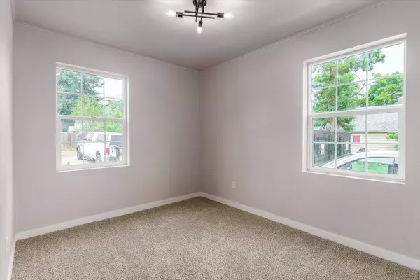 1407 E Wellesley Ave, Spokane, WA 99201