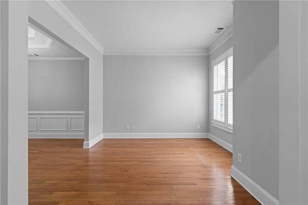 1201 Village Terrace CT, Dunwoody, GA 30338