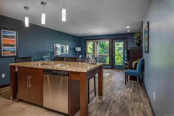 1175 Resort Dr #223, Parksville, BC V9P 2E3