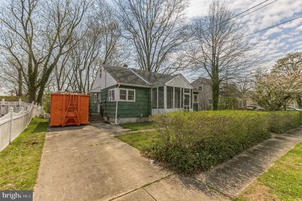 106 OGG AVE, Somerdale, NJ 08083