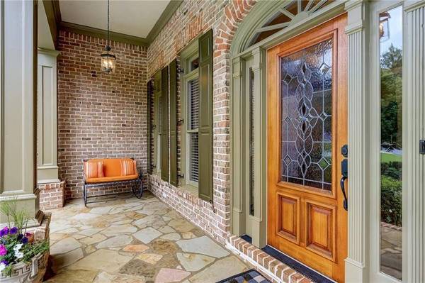 7690 Scenic DR, Cumming, GA 30041