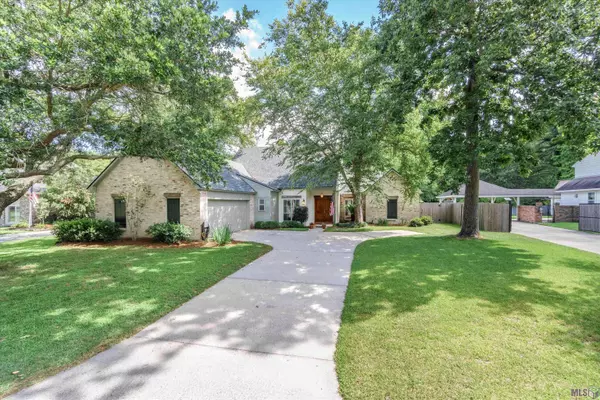 14615 COTTAGE OAK AVE, Baton Rouge, LA 70810