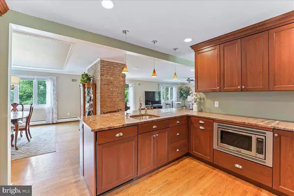 1412 CIDER KNOLL WAY, West Chester, PA 19382