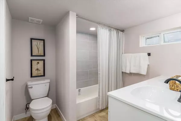 1407 E Wellesley Ave, Spokane, WA 99201