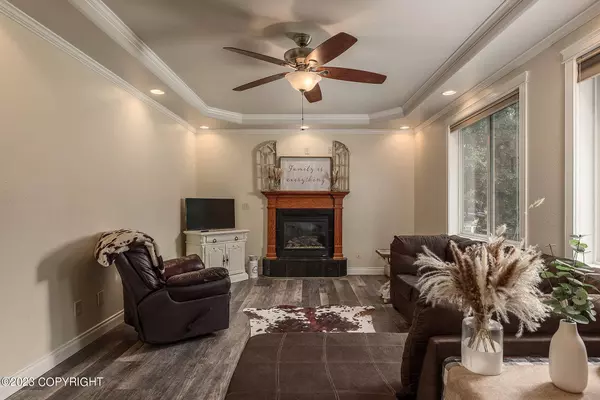 2965 N Barrys Resort DR, Wasilla, AK 99654