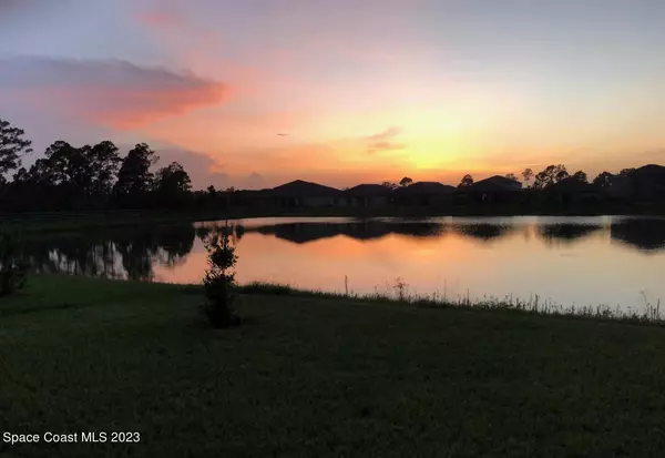 470 Old Country Road SE, Palm Bay, FL 32909