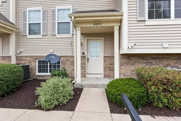 409 Parker Dr Unit C, Genoa City, WI 53128