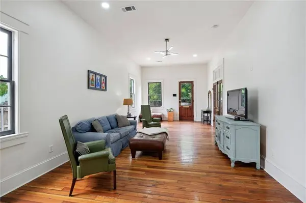 1210 PAULINE ST, New Orleans, LA 70117