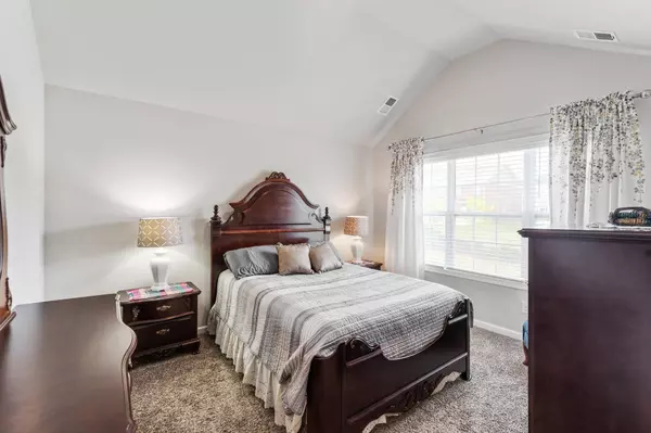 3723 Timber Bark Ct, Smyrna, TN 37167