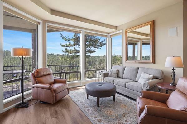 19717 Mt Bachelor Dr #331B, Bend, OR 97702