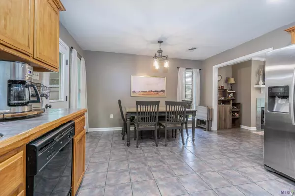 13317 CHASE ST, Gonzales, LA 70737