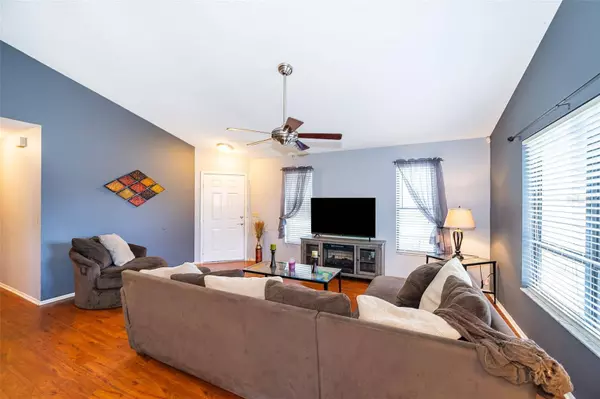 1225 CREEKBOTTOM CIR, Orlando, FL 32825