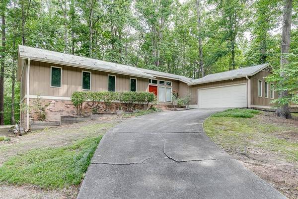 4371 Alpine CT, Snellville, GA 30039