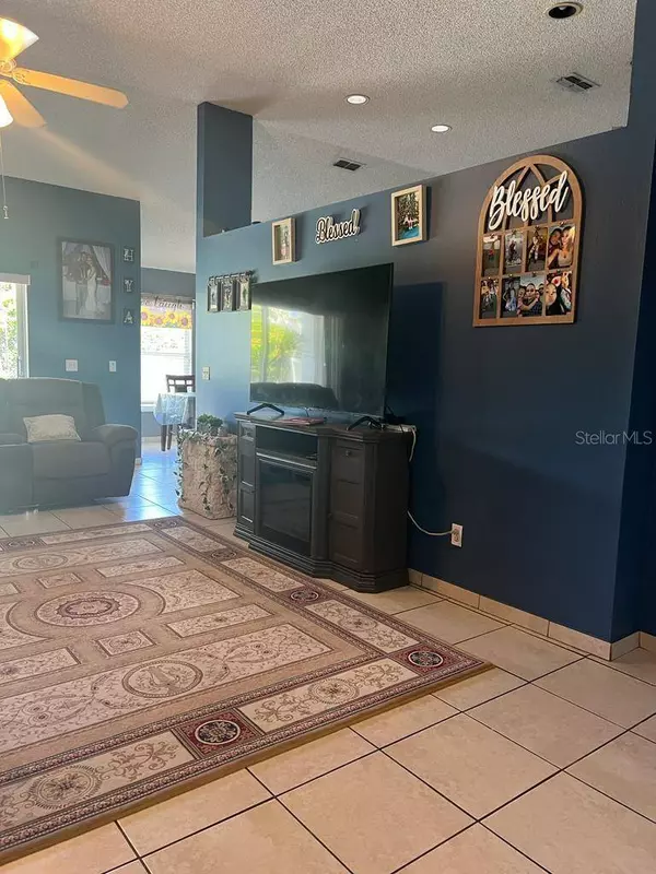 5133 39TH ST W, Bradenton, FL 34210