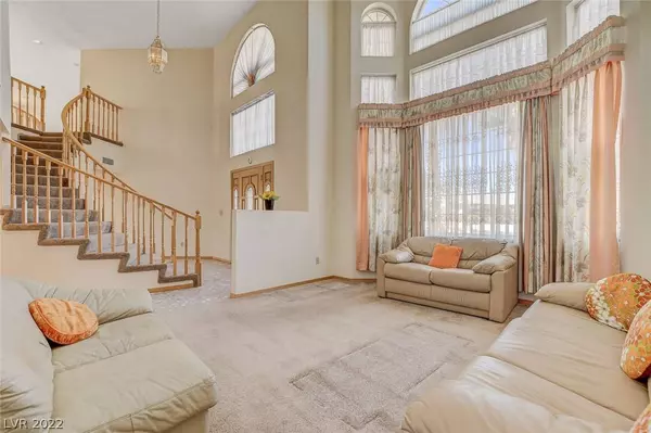 8325 W La Madre Way, Las Vegas, NV 89149