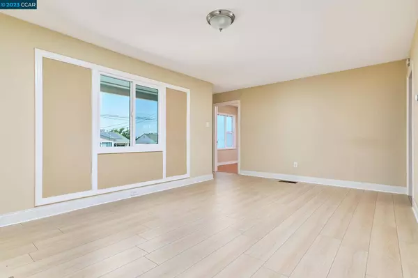 65 Lorraine Ave, Pittsburg, CA 94565