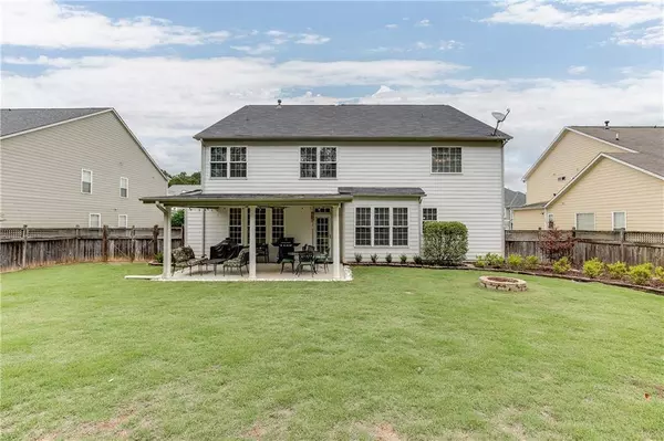 6247 Cedar Springs LN, Hoschton, GA 30548