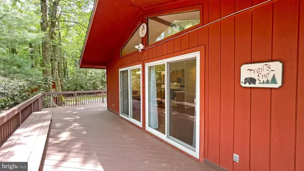 1249 HUNTER LN, Long Pond, PA 18334